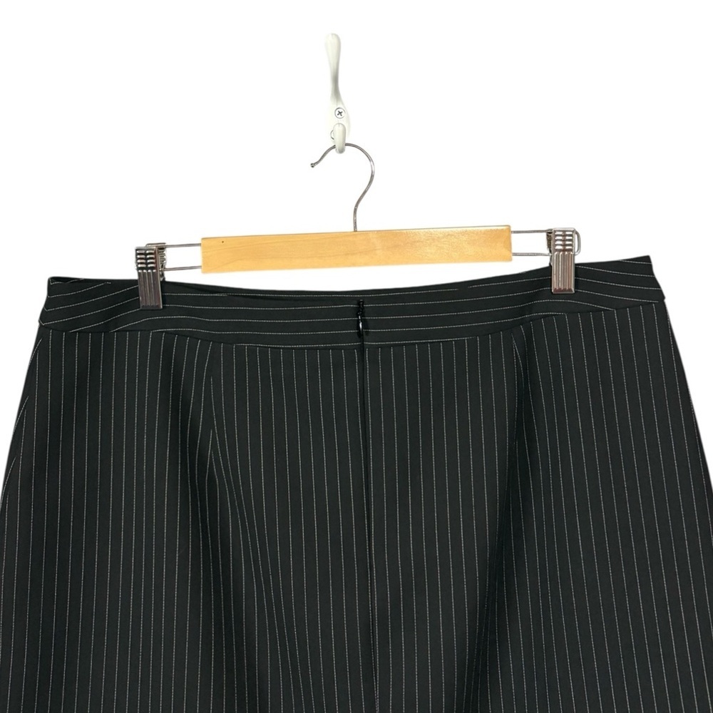 Hugo Boss, Black Pinstripe Pencil Skirt, Size 14 US, Office Classic - Picture 8 of 11